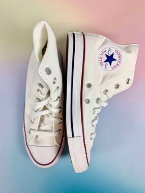 Converse White High-Top Sneakers with Red & Navy Trim Mens 7.5/Womens 9.5